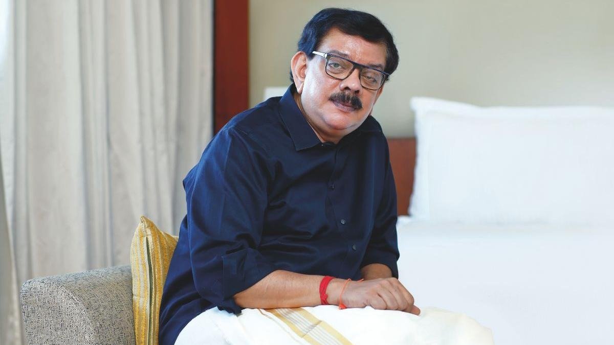 priyadarshan clarify his statement डायरेक्टर प्रियदर्शन ने राजपाल से मांगी माफी