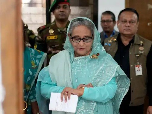 शेख हसीना पर मानवता के खिलाफ अपराध का मुकदमा  बांग्लादेश में ट्रायल लाइव