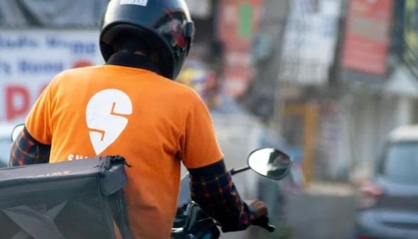 swiggy seal  swiggy launches swiggy seal badge to enhance food hygienequality standards