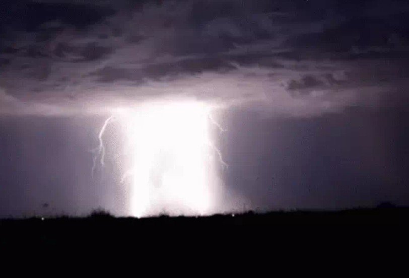 chhattisgarh weather update आसमानी बिजली का कहर बिलासपुर में 2 महिलाओं की मौत 4 घायल