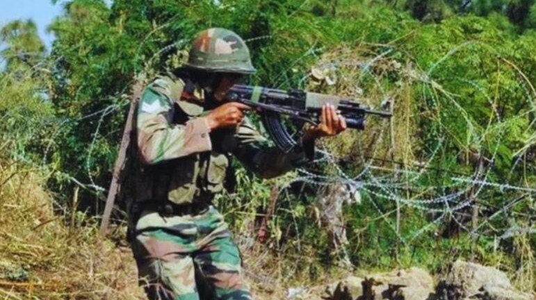 उरी में घुसपैठ की कोशिश नाकाम एक आतंकी ढेर पुंछ में जवान शहीद