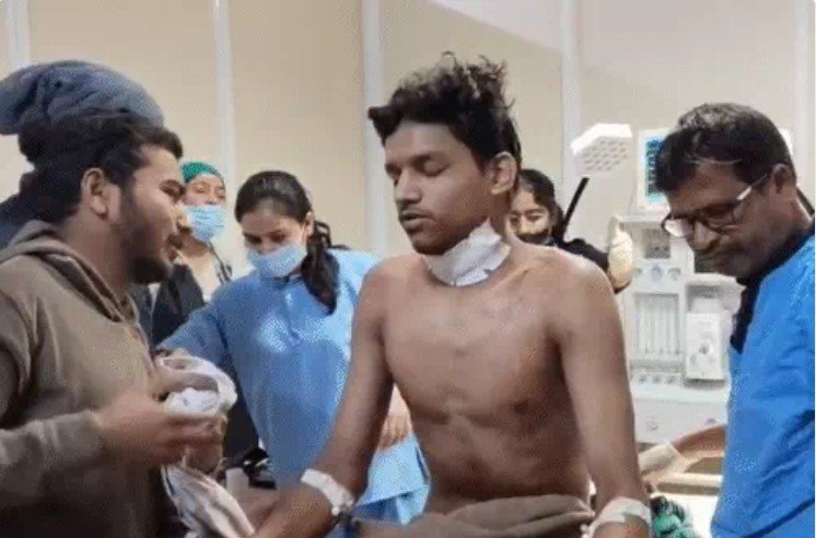 उज्जैन में चाइनीज मांझे से पुजारी की गर्दन कटी 10 टांके दो घंटे चला ऑपरेशन 