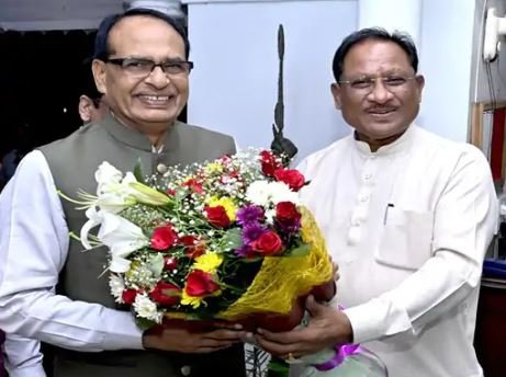 ambikapur केंद्रीय मंत्री शिवराज अंबिकापुर को देंगे आवास की सौगात