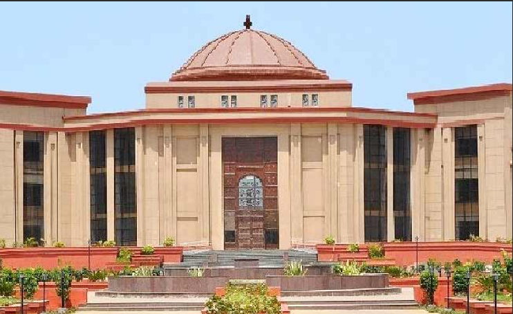 cg news बिलासपुर-रायपुर हाईवे की बदहाली पर hc सख्त सुनाई अनोखी सजा
