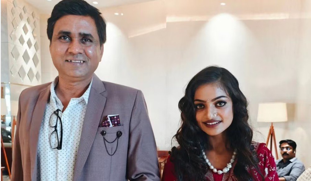 मोनालिसा की शादी पर डायरेक्टर सनोज मिश्रा का खुलासा बोले ‘सर तन से जुदा’ की मिली धमकी 