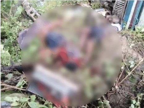 kabirdham 60 फीट गहरी खाई में बोरवेल ट्रक गिरा 3 की मौत 4 गंभीर घायल