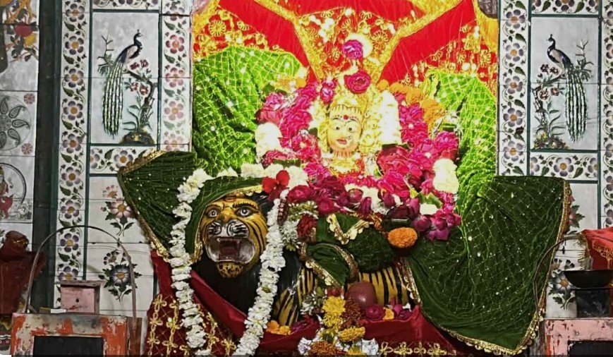 ग्वालियर का पाढ़ाय माता मंदिर जाने अधूरी प्रतिमा का रहस्य