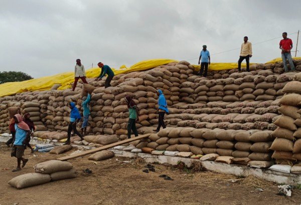 रायपुर में pds संकट गहराया 75 राइस मिलर्स ने नहीं किया स्टॉक क्लियर