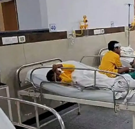 इंदौर के बाद गुजरात में जहरीला पानी गांधीनगर में 104 बच्चे बीमार