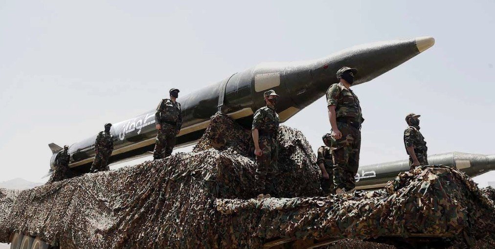 ईरान-इजराइल जंग में हूती की एंट्री इजराइल पर दागी मिसाइल 