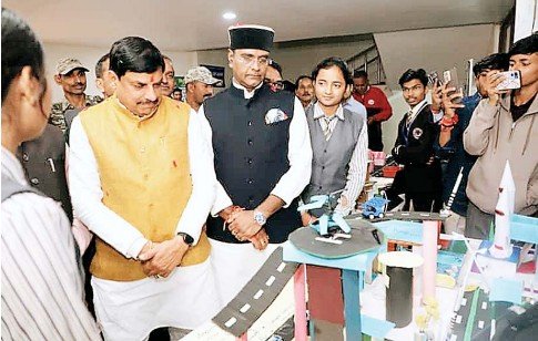 bhopal एक लाख युवाओं को जल्द मिलेगी सरकारी नौकरी युवा उत्वस में सीएम ने की घोषणा