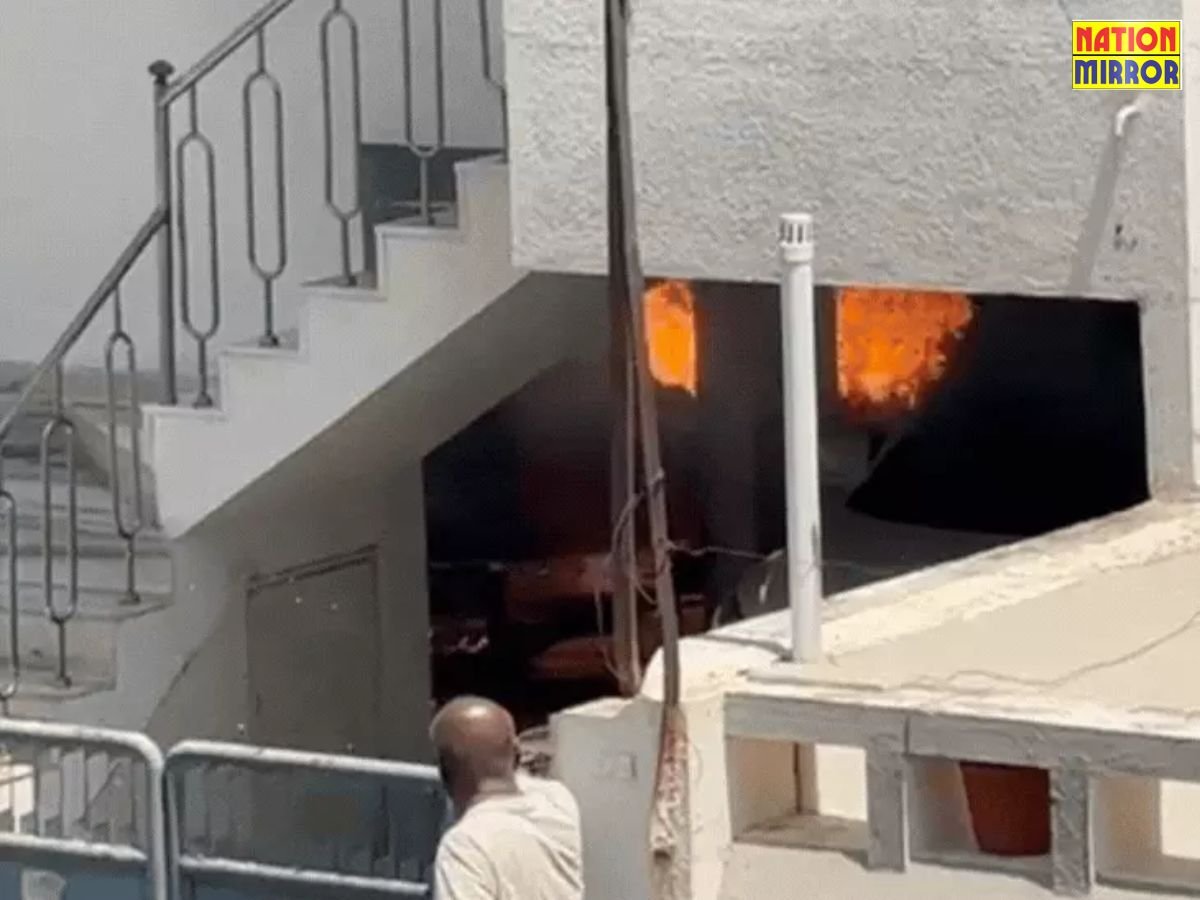 साधना सोसाइटी में 2 गैस सिलेंडर विस्फोट  एक साथ रखें थे कुल 40 सिलेंडर