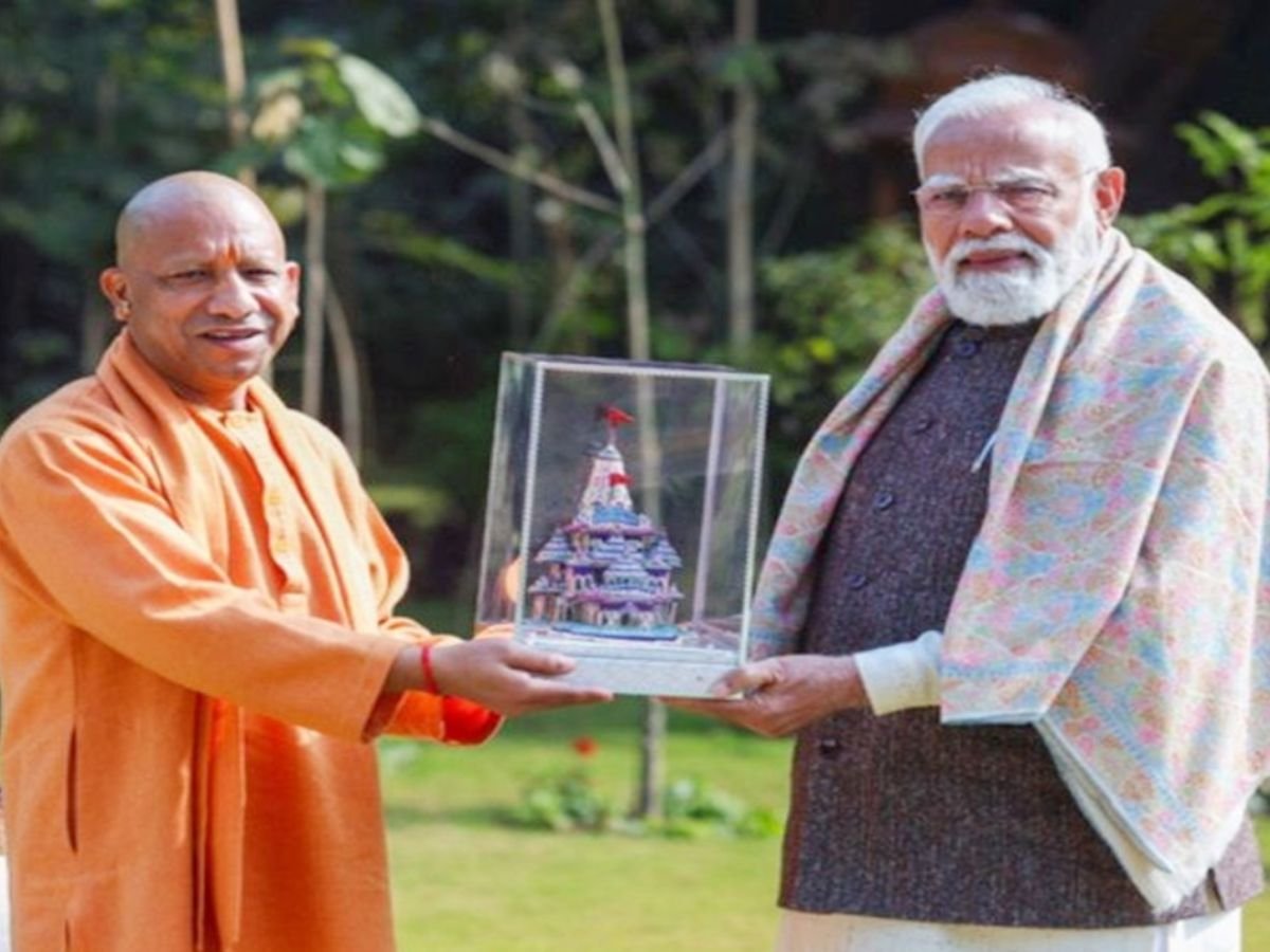 सर्वाधिक समय तक सेवा देने वाले शासन प्रमुख बने पीएम मोदीcm योगी ने दी बधाई