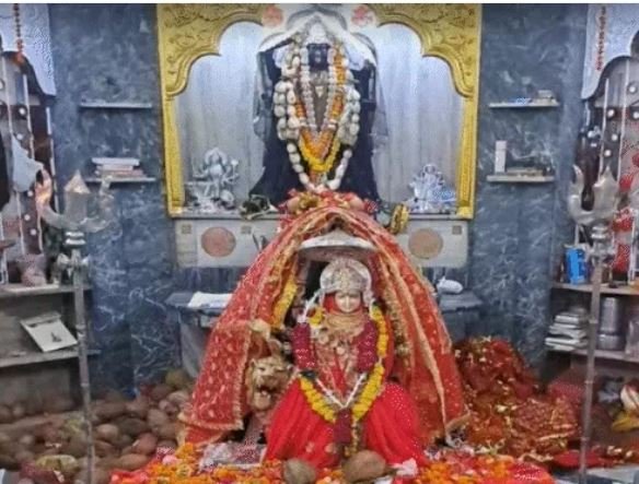 cg navratri 2025 दुर्ग का वह क्षेत्र जिसकी रक्षा करती हैं 7 देवियां चंडी माता मंदिर और सतरूपा शीतला मंदिर की महिमा