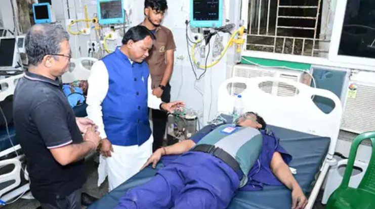 ओडिशा के कटक स्थित सरकारी अस्पताल में भीषण आग icu में 10 मरीजों की मौत