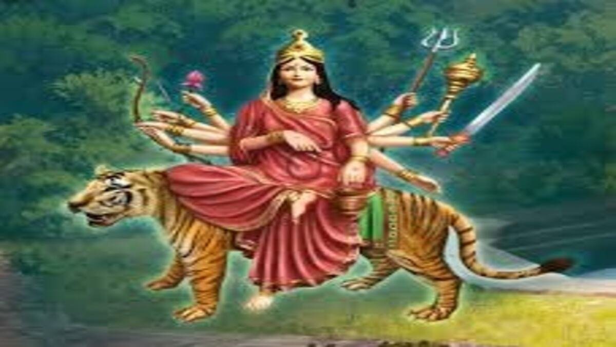 maa chandraghanta navratri day 3 powerful mantra story significance amp blessings you must know
