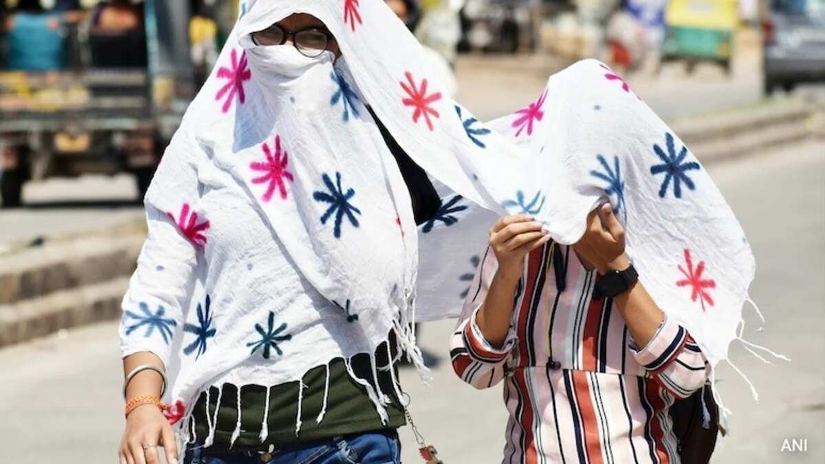 scorching heatwave grips mumbai thane imd sounds yellow alert till march 11