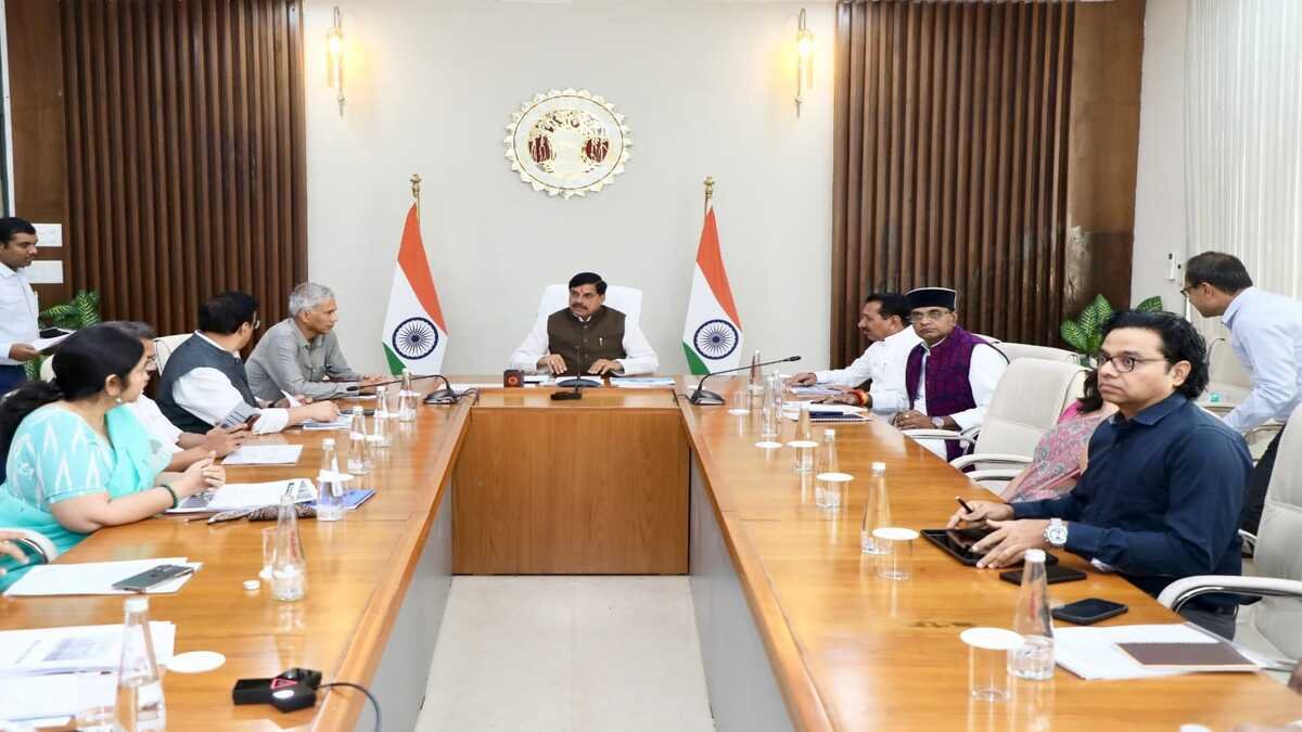 mp govt raises wheat procurement target cm dr yadav reviews facilities for farmers