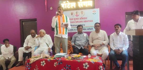 “काँग्रेस सूजन संघटन अभियान” अंतर्गत पातूर येथे महत्त्वपूर्ण सभा
