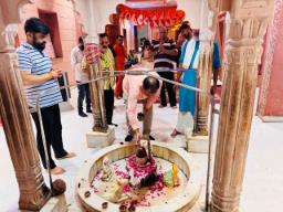 सावन का दूसरा सोमवार: शिवभक्ति में डूबा नोएडा–ग्रेटर नोएडा, पुलिस अलर्ट मोड में