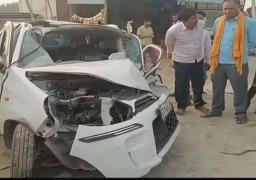 तेज रफ्तार का कहर: वैशाली में खड़े ट्रक से टकराई बारातियों की कार, दो की मौत, चार गंभीर