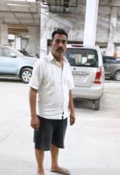 अजनारा होम्स सोसायटी में मॉर्निंग वॉक पर निकले व्यक्ति पर कुत्तों का हमला, सुरक्षा गार्ड ड्यूटी से नदारद