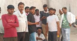 महोबा जिला अस्पताल की मोर्चरी में शव 