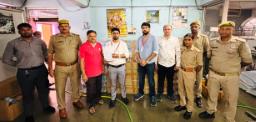 बिना लाइसेंस पैक्ड ड्रिंकिंग वाटर का निर्माण, महोबा में बीआईएस की छापेमारी