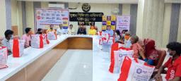 जिला अस्पताल में क्षय मरीजों को वितरित की गई पोषण पोटली, आरएचएएम फाउंडेशन का सराहनीय प्रयास