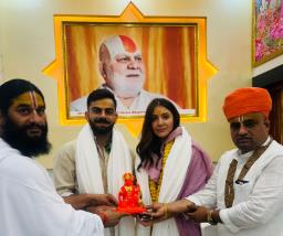 अयोध्या में विराट-अनुष्का ने किया रामलला और बजरंगबली का दर्शन