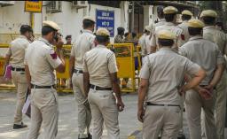 दिल्ली के नेहरू विहार में 9 साल की बच्ची की दुष्कर्म के बाद हत्या, सूटकेस में मिला शव