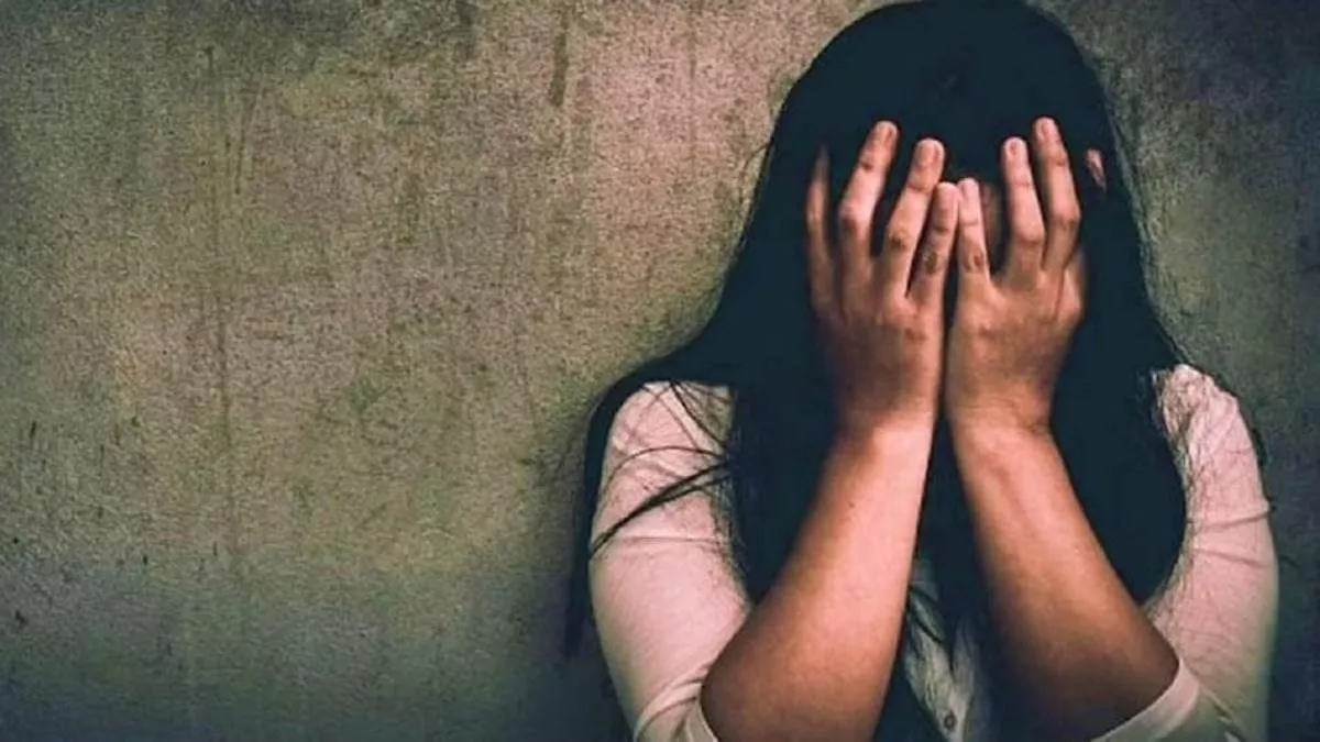 वाराणसी में नाबालिग से सामूहिक दुष्कर्म, आटो चालक गिरफ्तार