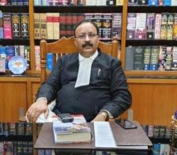 रिश्वतखोरी के आरोप में बर्खास्त दरोगा को बहाल करने का आदेश, हाईकोर्ट ने विभागीय कार्यवाही को बताया अनिवार्य