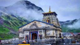 केदारनाथ यात्रा 2 दिन के लिए स्थगित, वाहनों की आवाजाही भी बंद, एसडीआरएफ व एनडीआरएफ राहत कार्य में जुटे