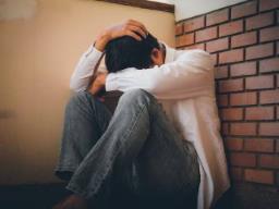 अब स्‍कूल नहीं रहा ‘सेफ स्पेस’! बदचलन महिला टीचर ने छात्र के साथ किया शोषण, आखिर कैसे बनाएं बेटों के लिए सुरक्षा घेरा?