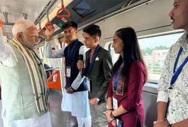 प्रियंका गांधी के बेटे रेहान वाड्रा की सगाई की खबरें, गर्लफ्रेंड अवीवा बेग फोटोग्राफी में माहिर
