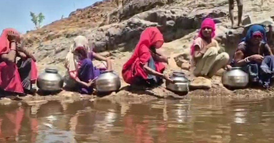 Barwani district development: बुनियादी सुविधाओं से अब भी वंचित बड़वानी, 27 साल बाद भी अधूरी हैं विकास की उम्मीदें