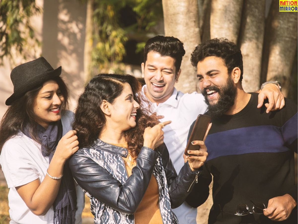 Advice for Strong Friendships: दोस्ती में आ रही दरार? कहीं आप भी तो नहीं कर रहें ये भूल!