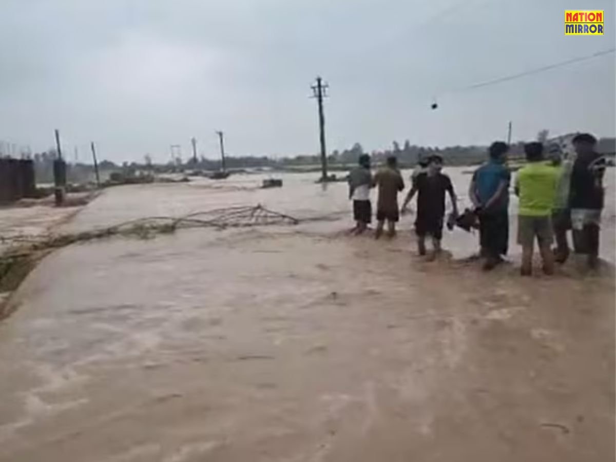 जम्मू-कश्मीर के कठुआ में  बादल फटा
