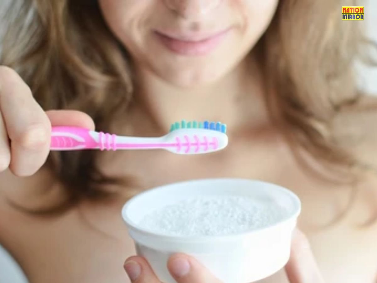 Baking Soda Safe for Teeth or Not: दांतों के लिए बेकिंग सोडा कितना सुरक्षित? जानिए सच्चाई...