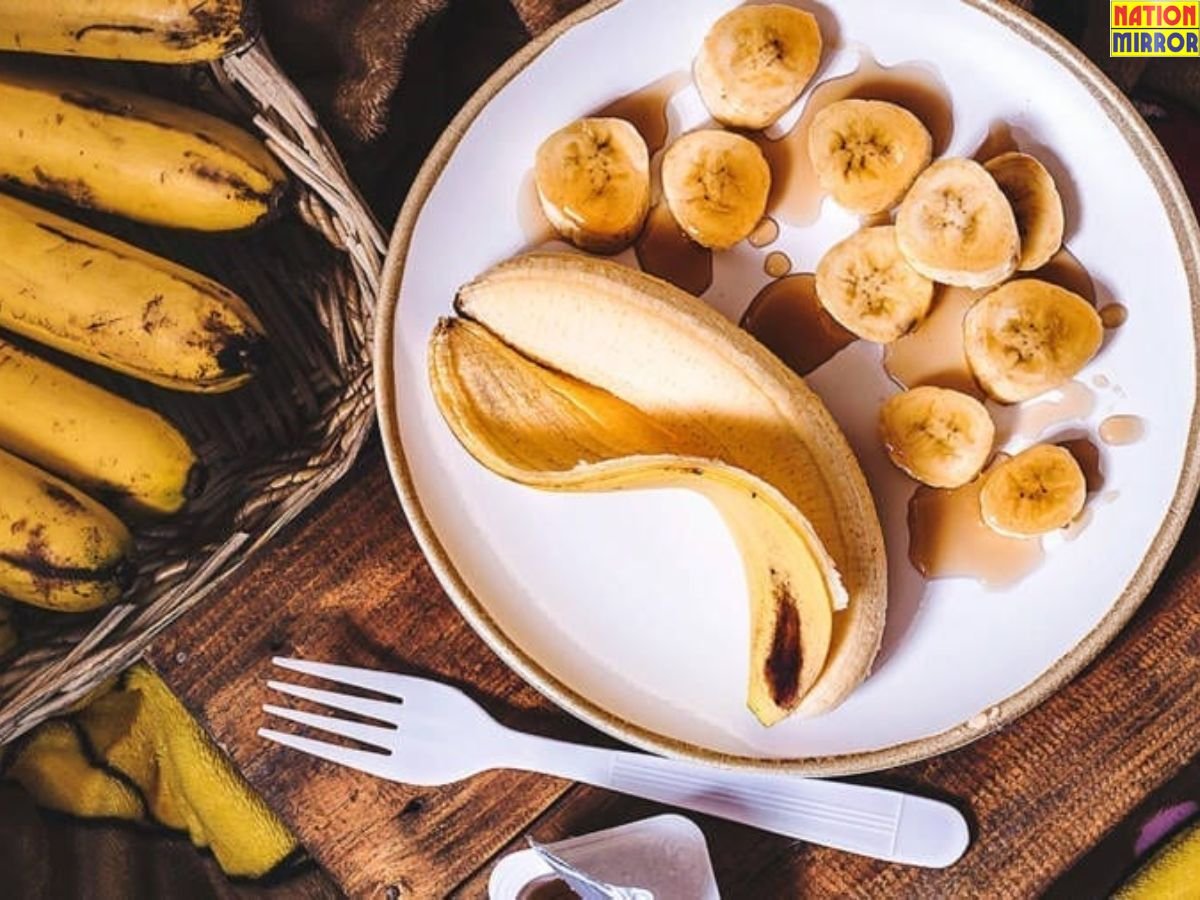 Benefits Of Eating Banana: इस तरह से करें सेवन, ब्लड प्रेशर कंट्रोल से लेकर एनर्जी बूस्ट करने तक मिलेंगे फायदे!
