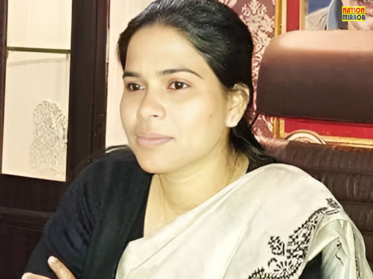पूजा पाल का सियासी सफर निष्कासन से FIR तक