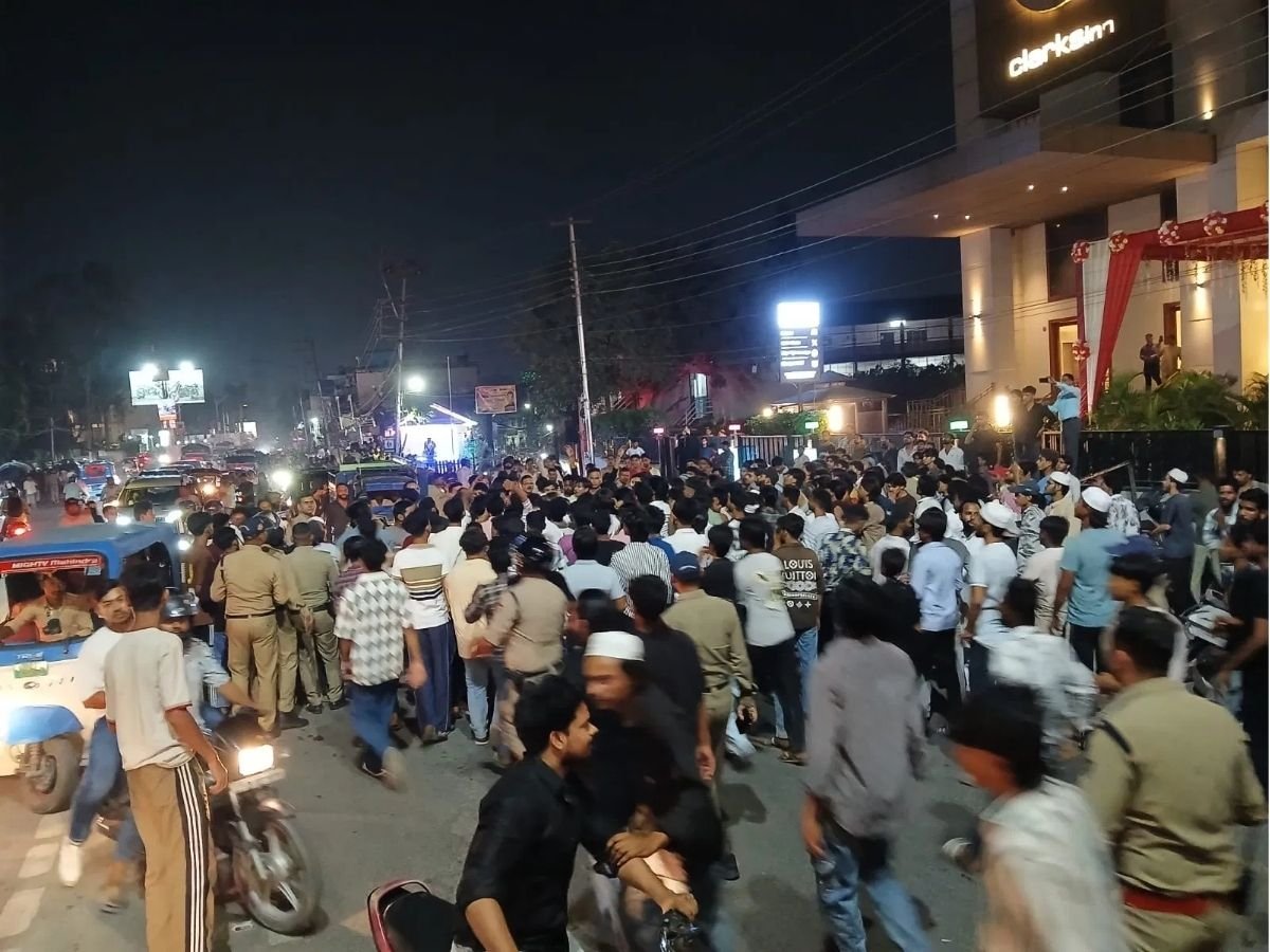 देहरादून में विवादित पोस्ट के बाद बवाल: पुलिस की सख्ती से काबू, CM बोले माहौल बिगाड़ने की कोशिश की तो...