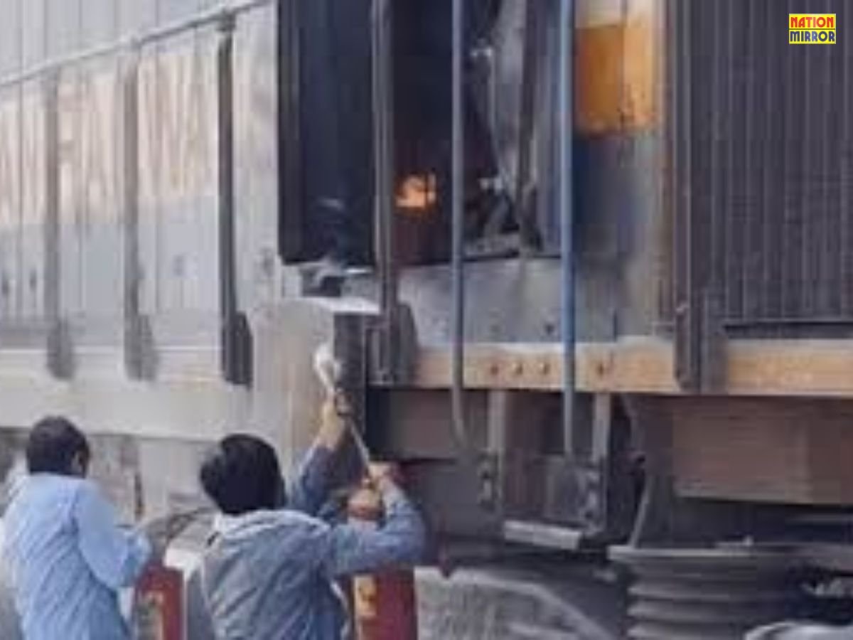 जोधपुर-जम्मू एक्सप्रेस ट्रेन में लगी आग, यात्रियों की सूझबूझ से टला बड़ा हादसा