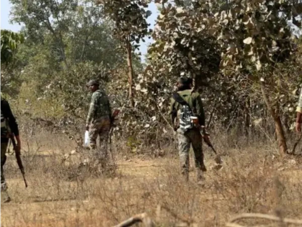 CG NEWS : बीजापुर में नक्सलियों ने दो ग्रामीणों की हत्या की