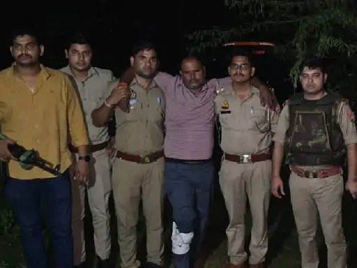 झांसी में फौजी को पीटने वाले हिस्ट्रीशीटर का एनकाउंटर: पैर में मारी गोली 
