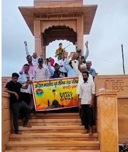 Kargil Vijay Diwas: कारगिल विजय दिवस पर बावड़ी में पूर्व सैनिकों ने दी शहीदों को श्रद्धांजलि