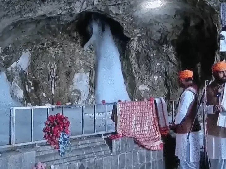 हर हर महादेव" की गूंज के साथ अमरनाथ यात्रा शुरू: पहली आरती हुई