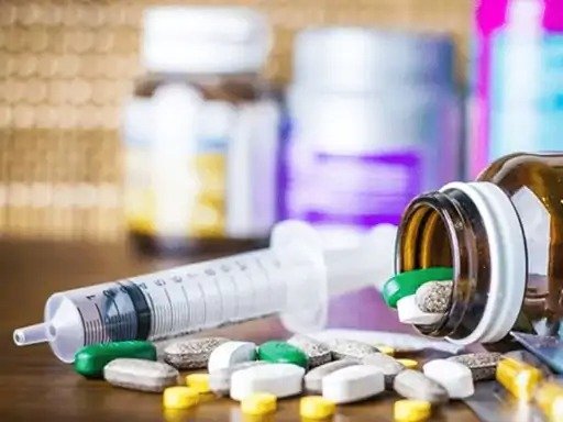 CAG रिपोर्ट में खुलासा: तमिलनाडु में दवा जांच में अनदेखी, कफ सिरप से बच्चों की मौत