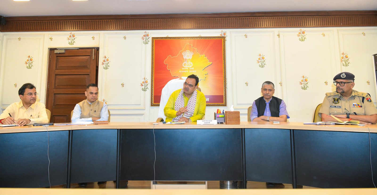 CM भजनलाल ने की जयपुर यातायात सुधार की समीक्षा, ट्रैफिक मैनेजमेंट की दिशा में बड़ा कदम